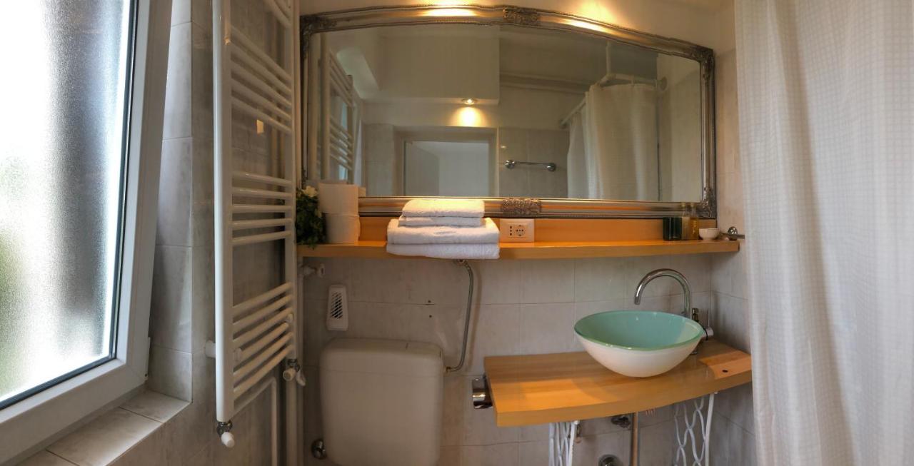 Rooms Ena Rovinj Exterior foto