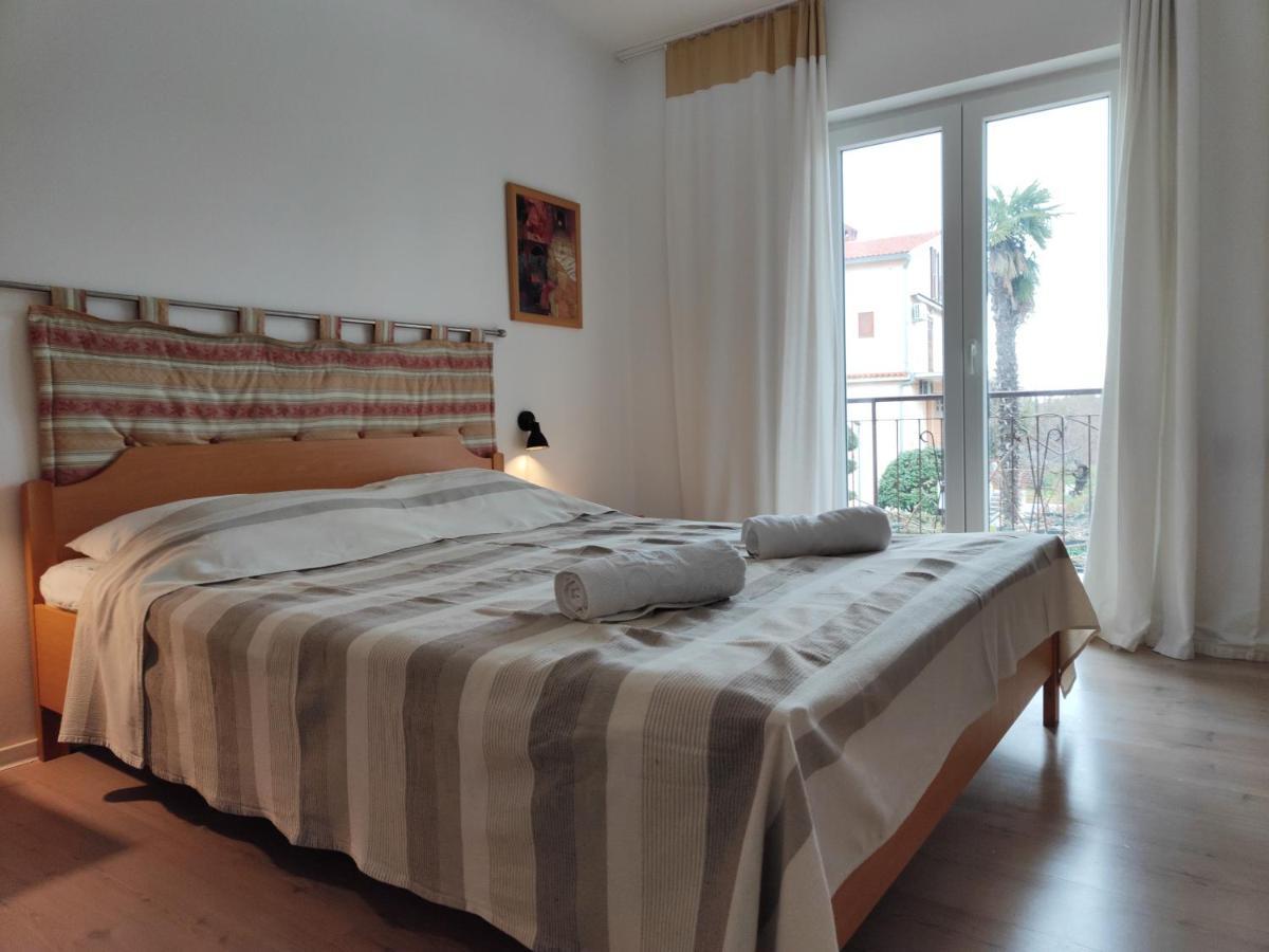 Rooms Ena Rovinj Exterior foto