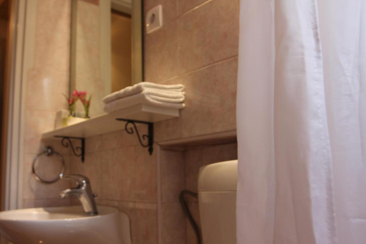 Rooms Ena Rovinj Exterior foto